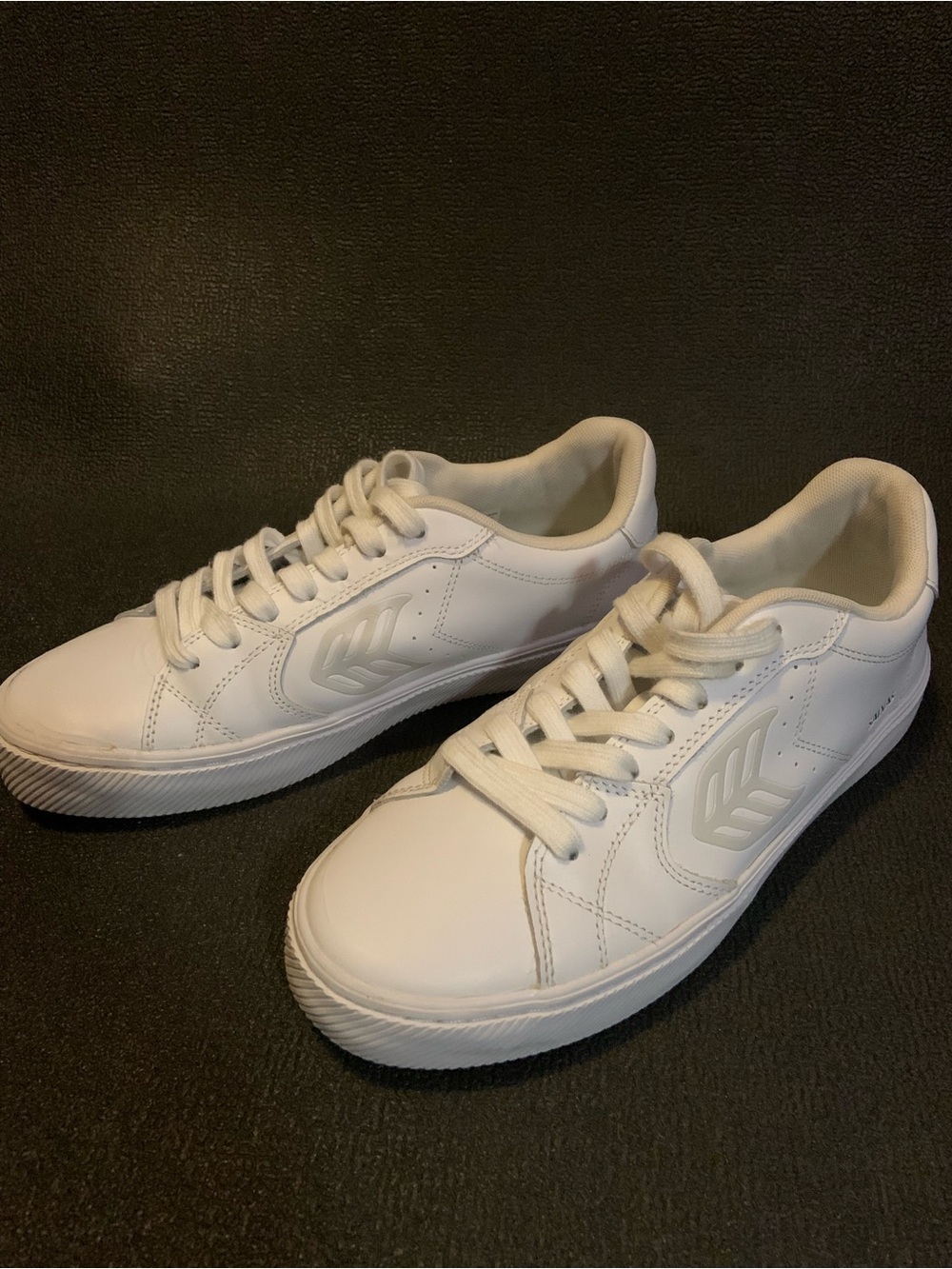 Cariuma Salvas Size 9 Men’s Skate Shoe White LWG Leather/Ice - Picture 3 of 10